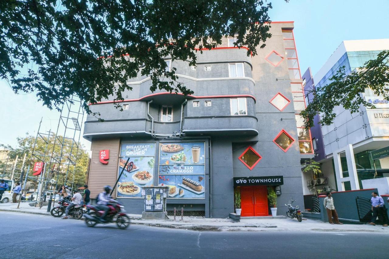 Townhouse Chic 364 Richmond Road Near Cubbon Park Hotell Bangalore Exteriör bild