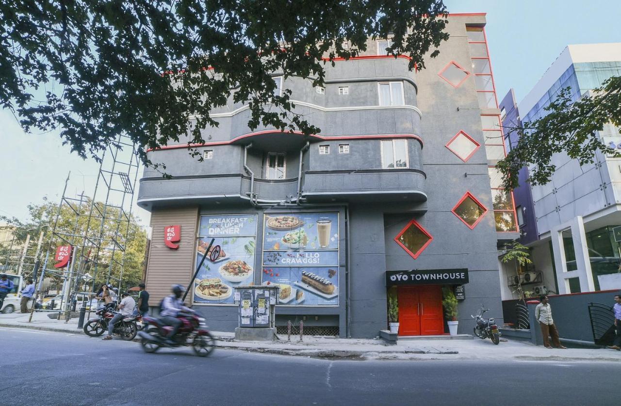 Townhouse Chic 364 Richmond Road Near Cubbon Park Hotell Bangalore Exteriör bild